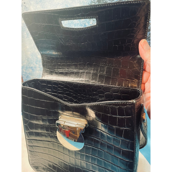 Women's Salvatore Ferragamo Vintage Black Leather Shoulder Bag EUC - Picture 6 of 16